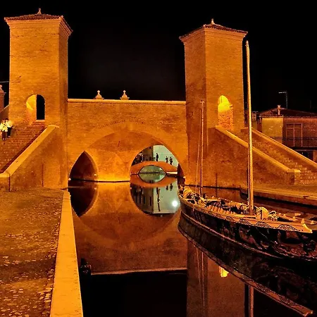 アパート Palazzo Spada - Attico Con Terrazza Vista Fiume In Centro