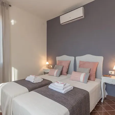 Appartement Palazzo Spada - Attico Con Terrazza Vista Fiume In Centro