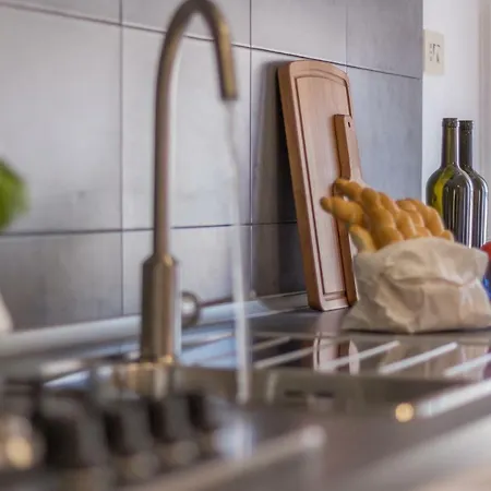 アパート Palazzo Spada - Attico Con Terrazza Vista Fiume In Centro