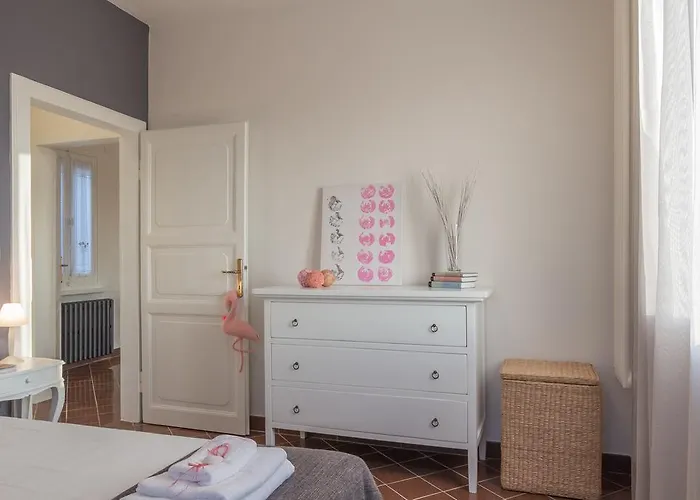 Palazzo Spada - Attico Con Terrazza Vista Fiume In Centro * Кодигоро